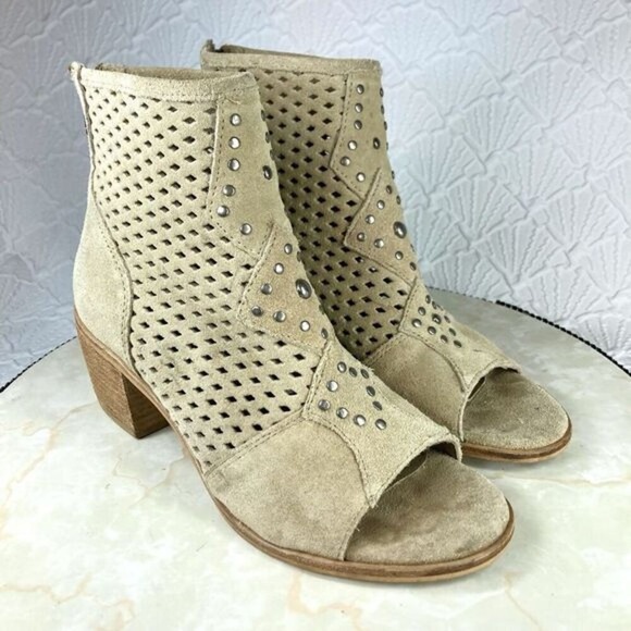Matisse Shoes - Matisse Brooklyn Peep Toe Ankle Bootie Women 7.5 Tan Studded Suede Boho Comfort